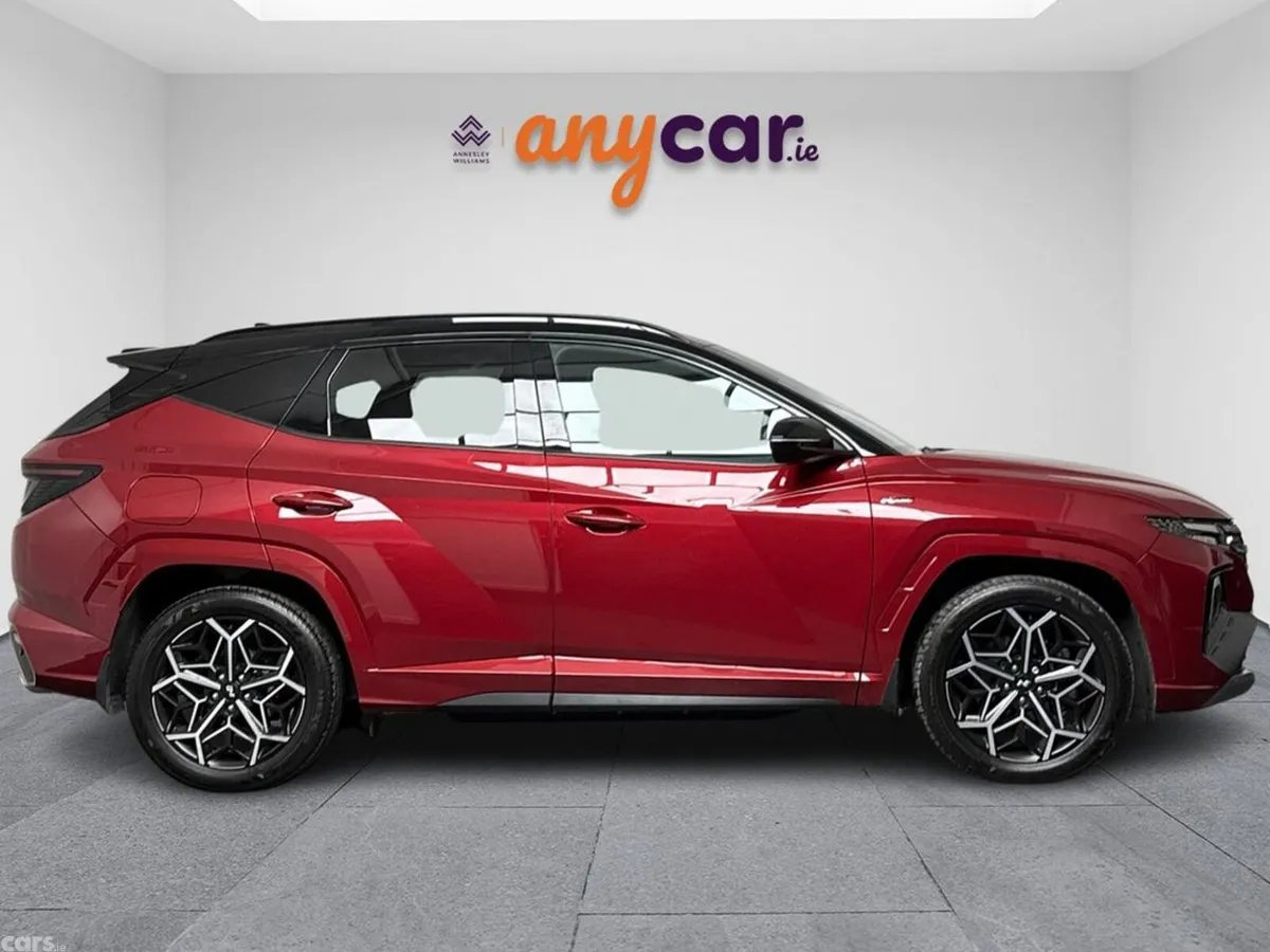 Hyundai Tucson MPV, Petrol Plug-in Hybrid, 2023, Red