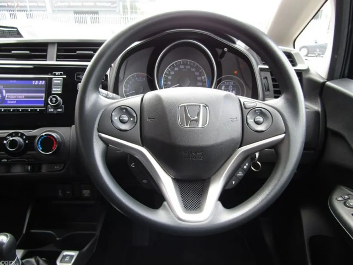 Honda Jazz Hatchback, Petrol, 2019, Grey