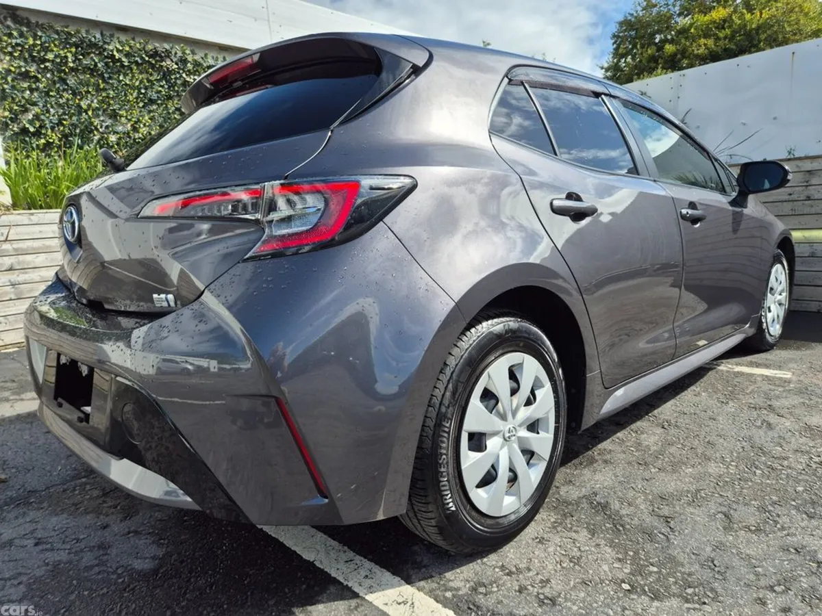 Toyota Corolla Hatchback, Petrol Hybrid, 2022, Grey