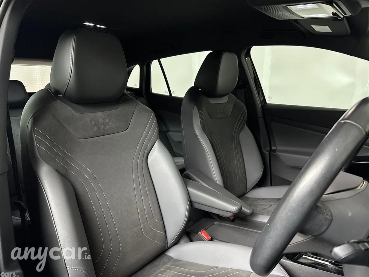 Volkswagen ID.4 Estate, Electric, 2023, Black