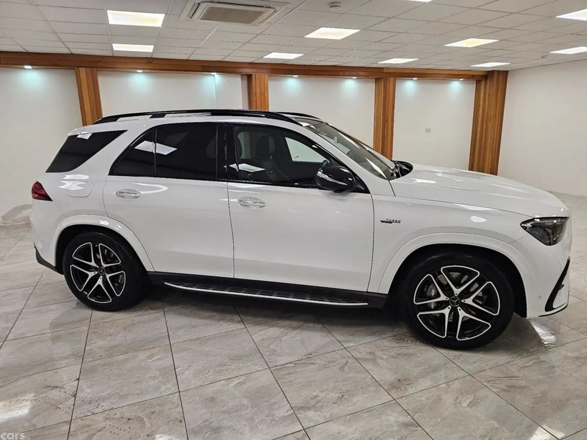 Mercedes-Benz GLE SUV, Petrol Plug-in Hybrid, 2025, White