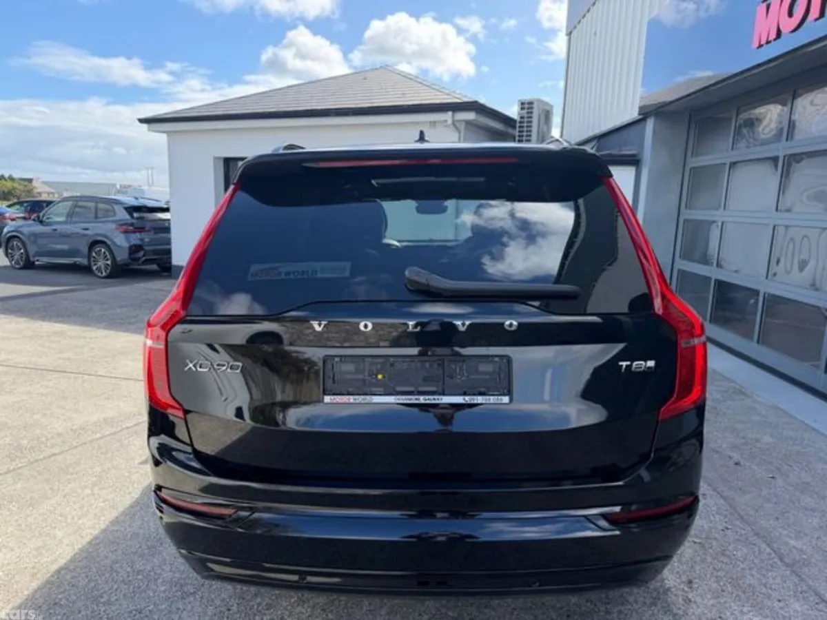 Volvo XC90 SUV, Petrol Plug-in Hybrid, 2024, Black