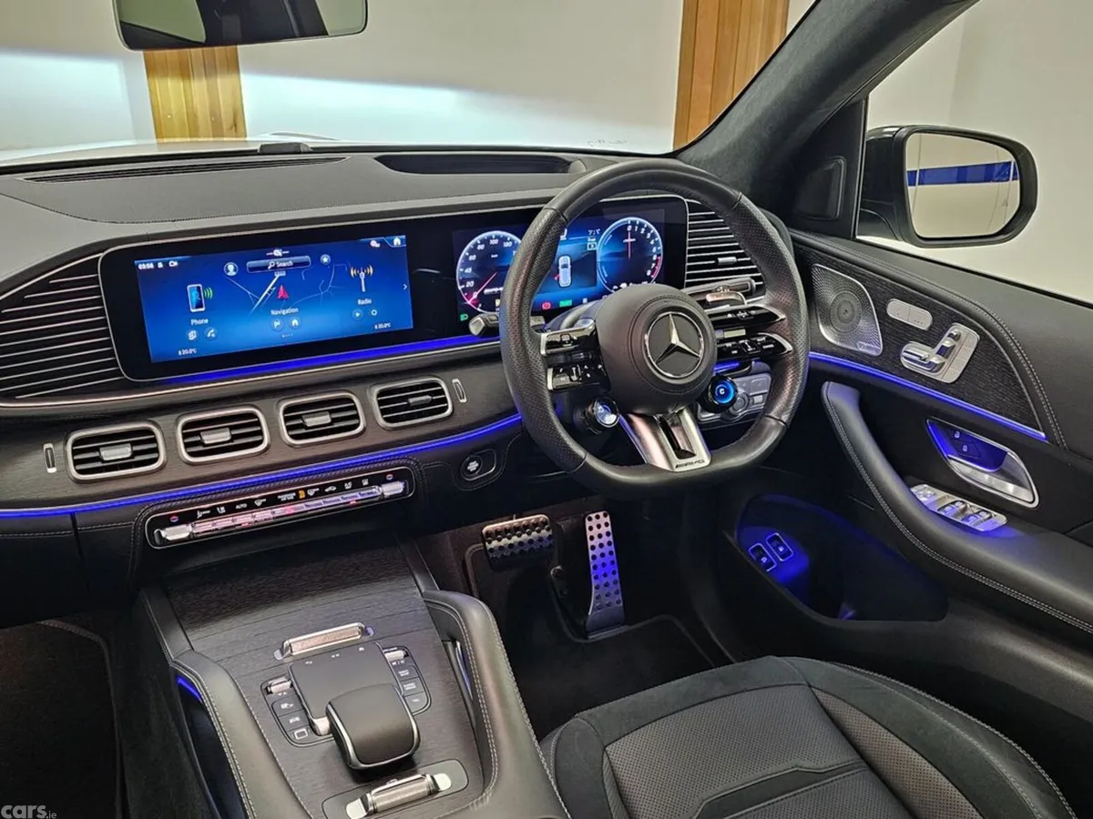 Mercedes-Benz GLE SUV, Petrol Plug-in Hybrid, 2025, White