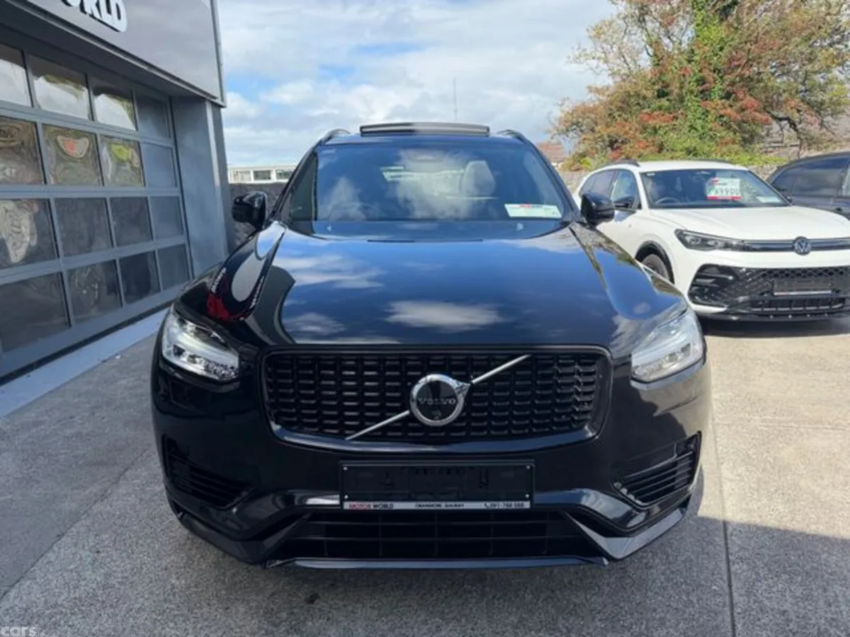 Volvo XC90 SUV, Petrol Plug-in Hybrid, 2024, Black
