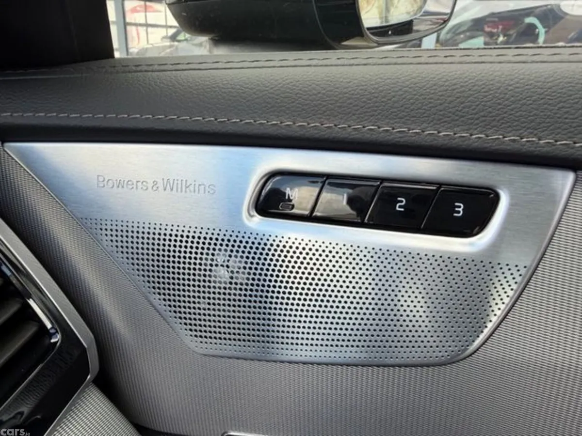 Volvo XC90 SUV, Petrol Plug-in Hybrid, 2024, Black