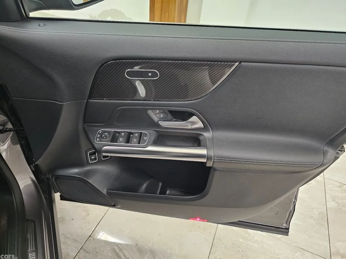 Mercedes-Benz GLA Hatchback, Petrol Plug-in Hybrid, 2022, Grey
