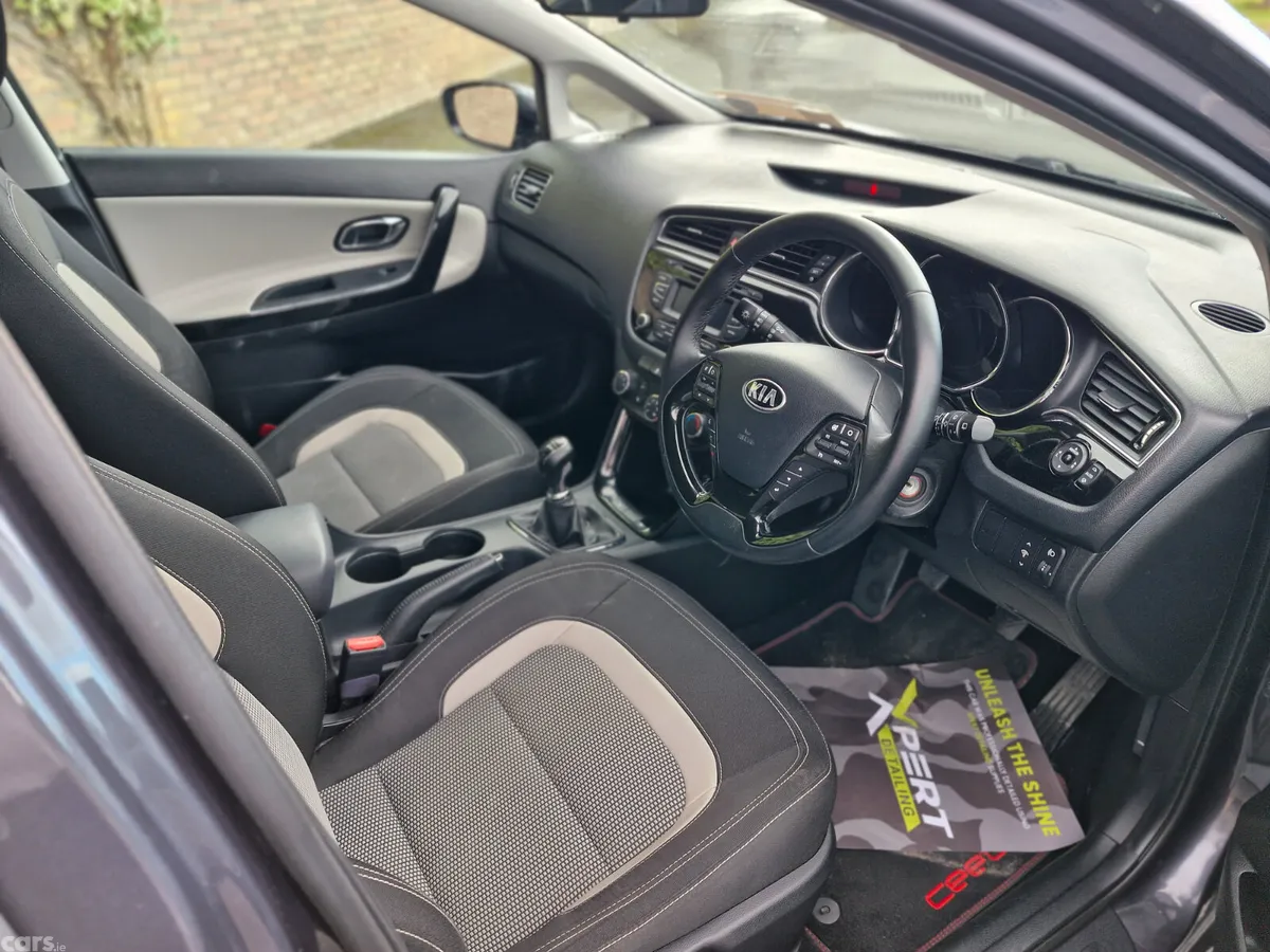 Kia Ceed Hatchback, Diesel, 2017, Grey
