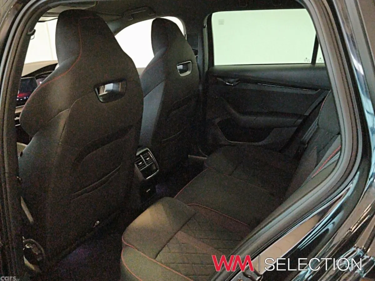Skoda Octavia Estate, Diesel, 2024, Black