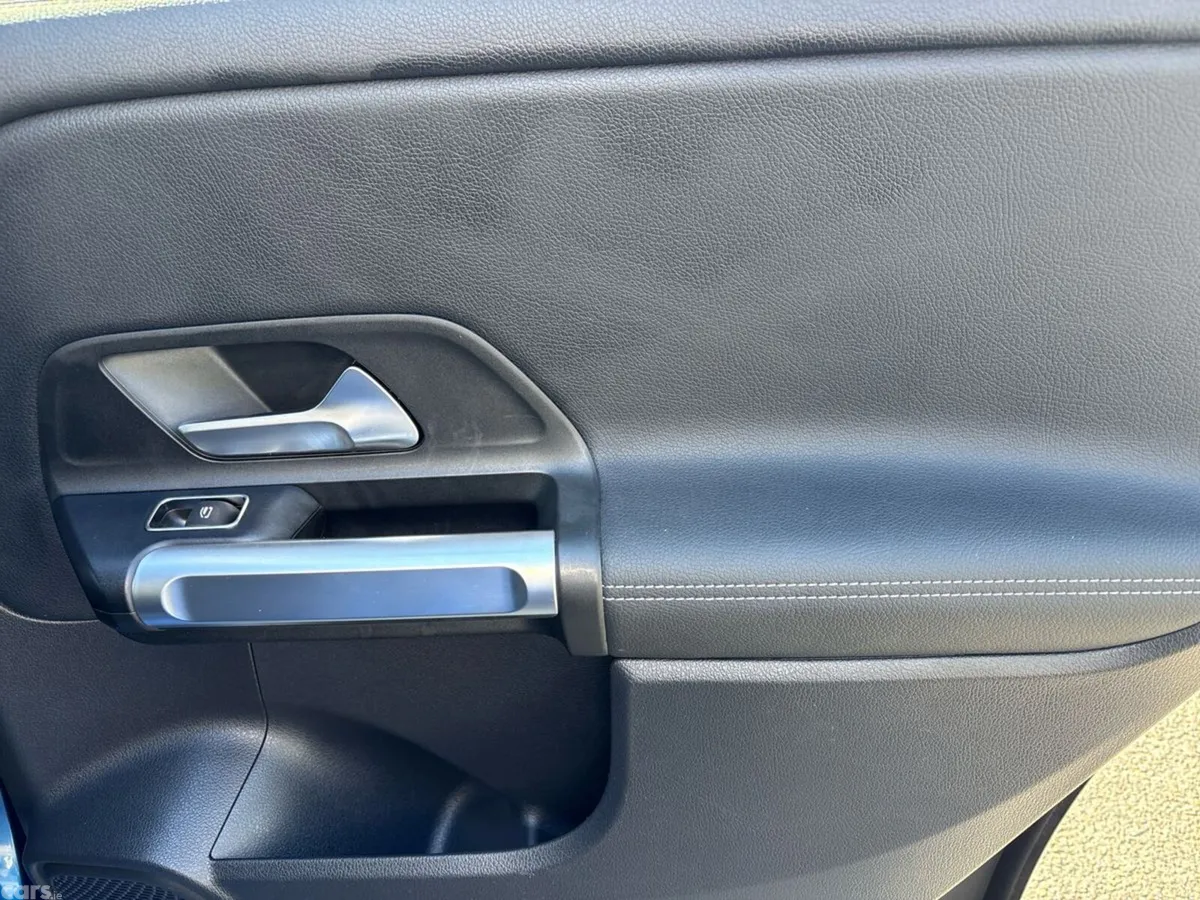Mercedes-Benz EQB SUV, Electric, 2025, Blue