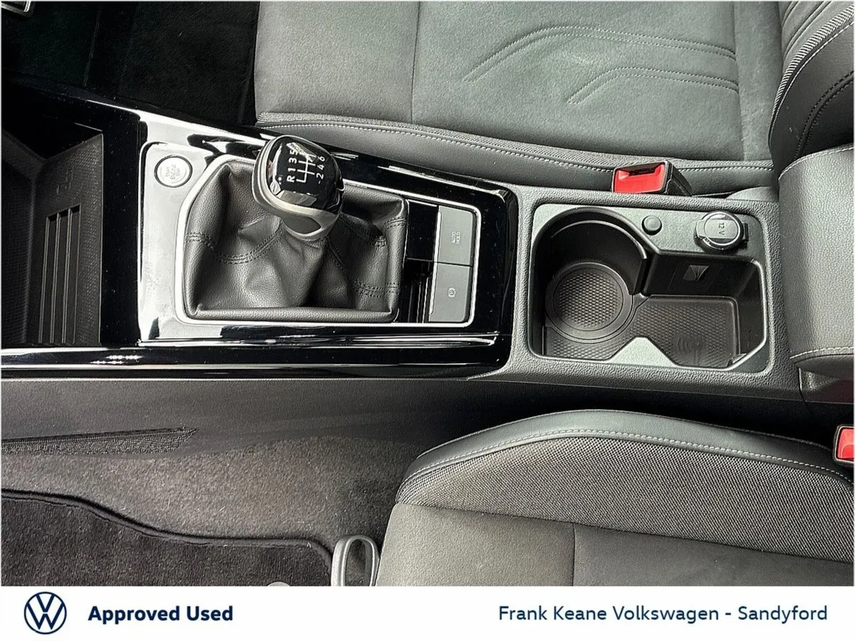 Volkswagen Golf Estate, Diesel, 2024, Grey