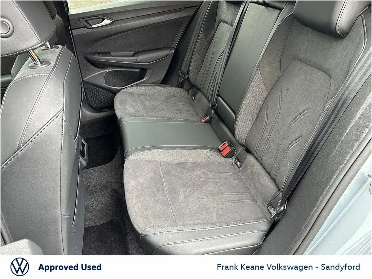 Volkswagen Golf Estate, Diesel, 2024, Grey
