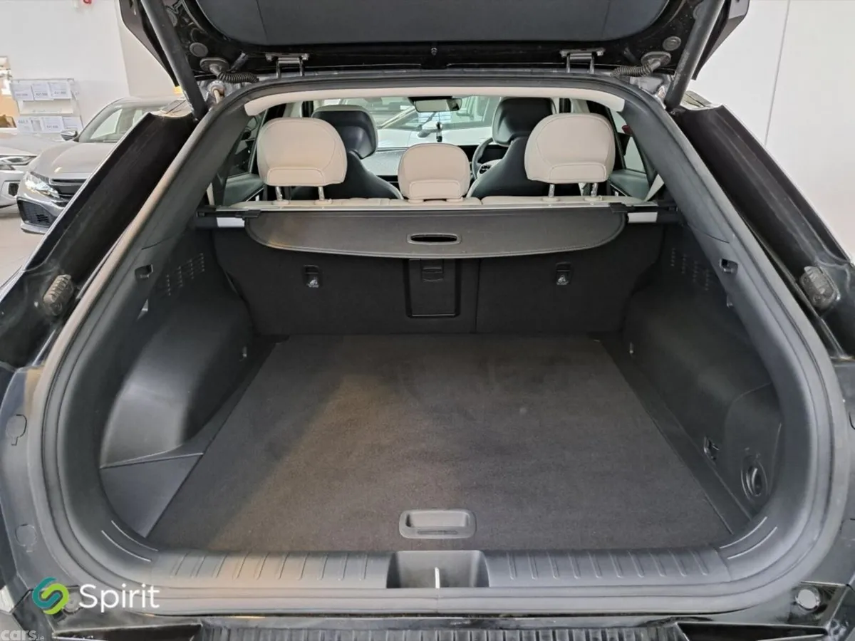 Kia EV6 MPV, Electric, 2024, Black