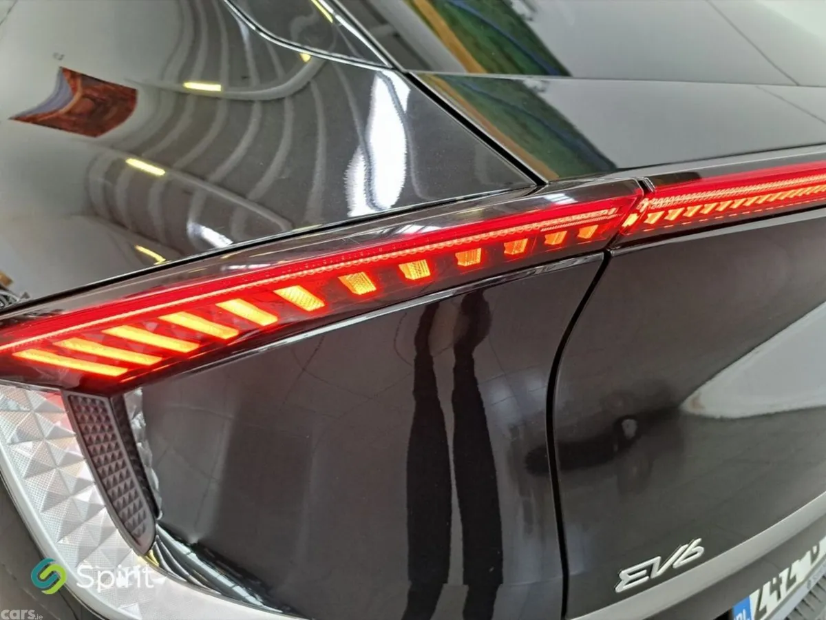 Kia EV6 MPV, Electric, 2024, Black