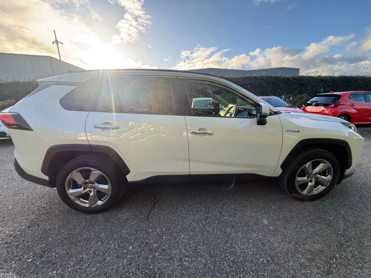 Toyota RAV4 SUV, Petrol Hybrid, 2020, White