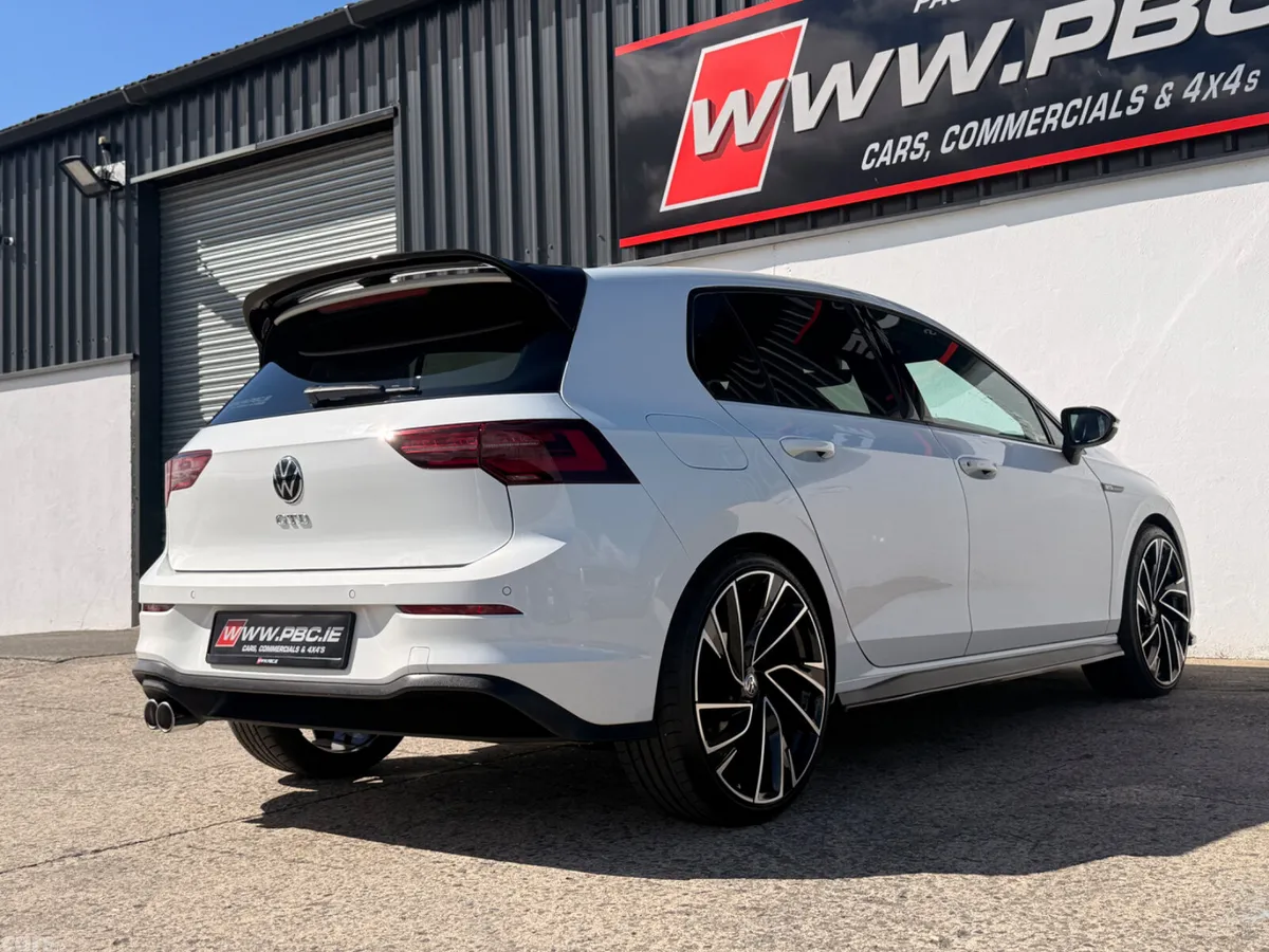 Volkswagen Golf Hatchback, Diesel, 2022, White