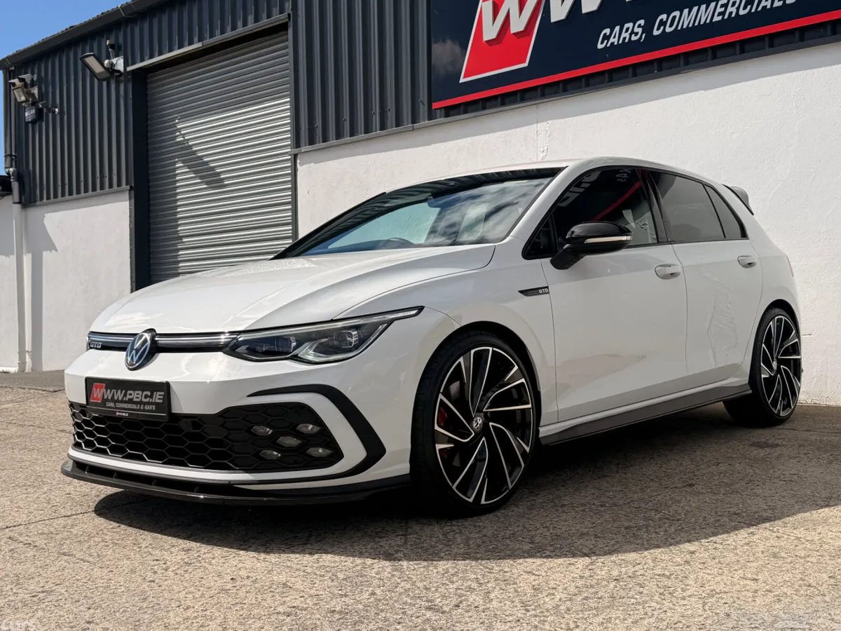 Volkswagen Golf Hatchback, Diesel, 2022, White