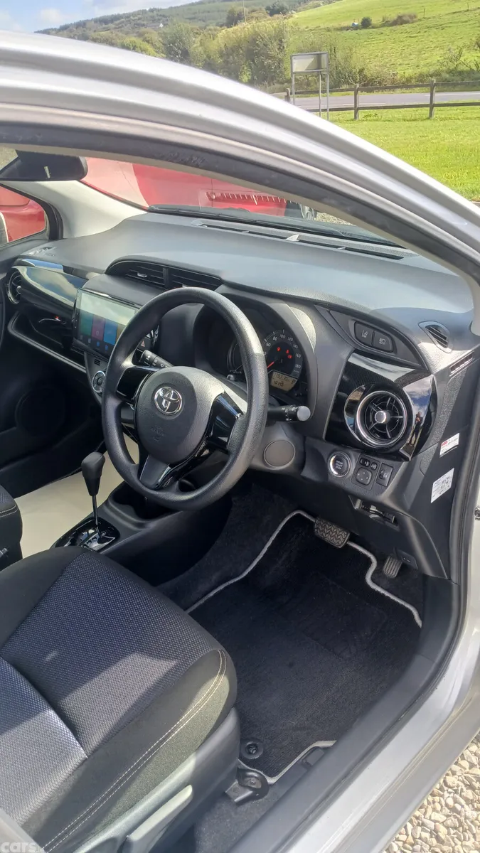 Toyota Vitz Hatchback, Petrol, 2018, Silver