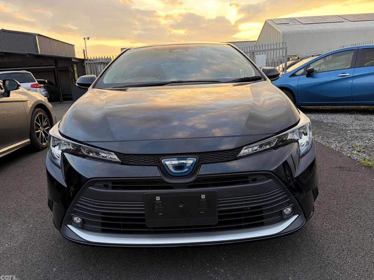Toyota Corolla Estate, Petrol Hybrid, 2023, Black