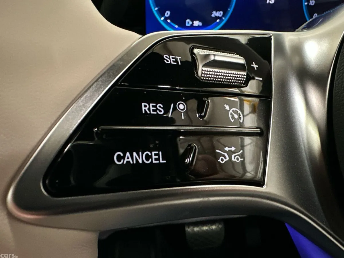 Mercedes-Benz GLB SUV, Electric, 2026, Black