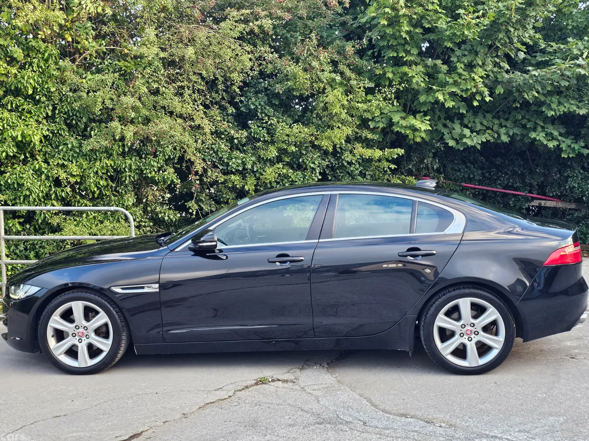 Jaguar XE Saloon, Diesel, 2017, Black