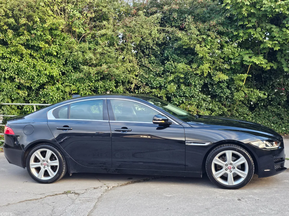 Jaguar XE Saloon, Diesel, 2017, Black