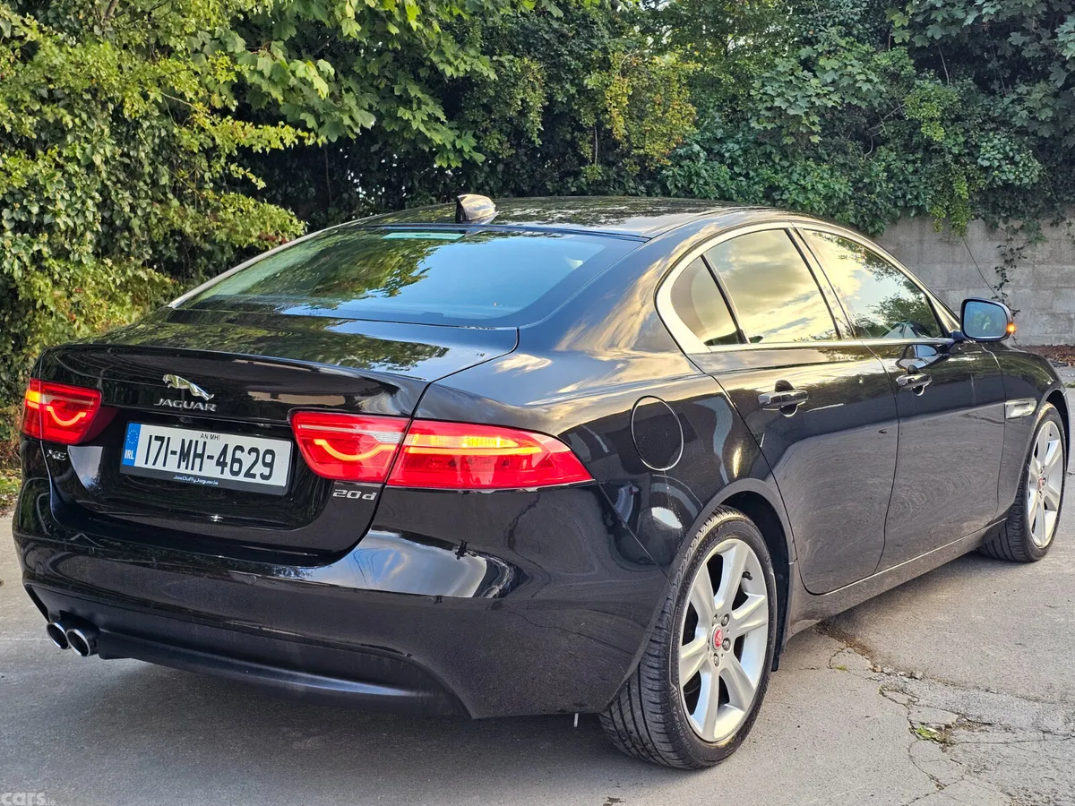 Jaguar XE Saloon, Diesel, 2017, Black
