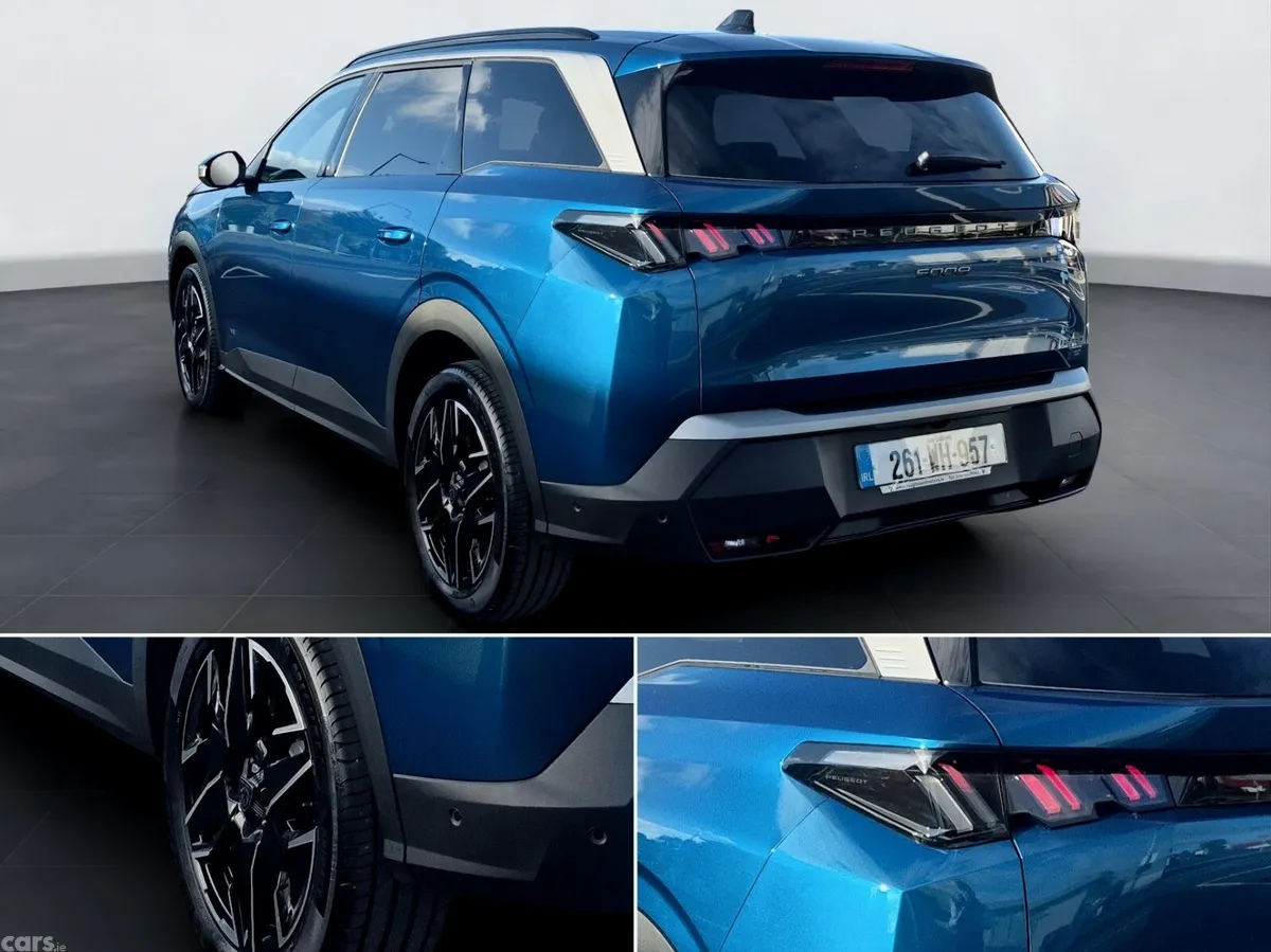 Peugeot 5008 MPV, Petrol Hybrid, 2026, Blue
