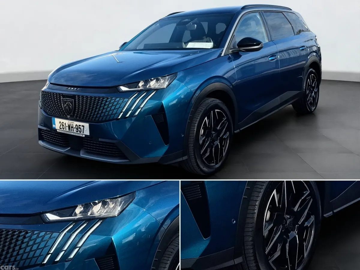 Peugeot 5008 MPV, Petrol Hybrid, 2026, Blue