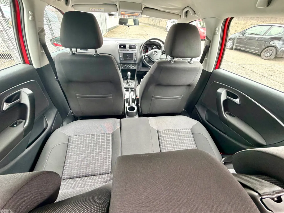 Volkswagen Polo Hatchback, Petrol, 2015, Red