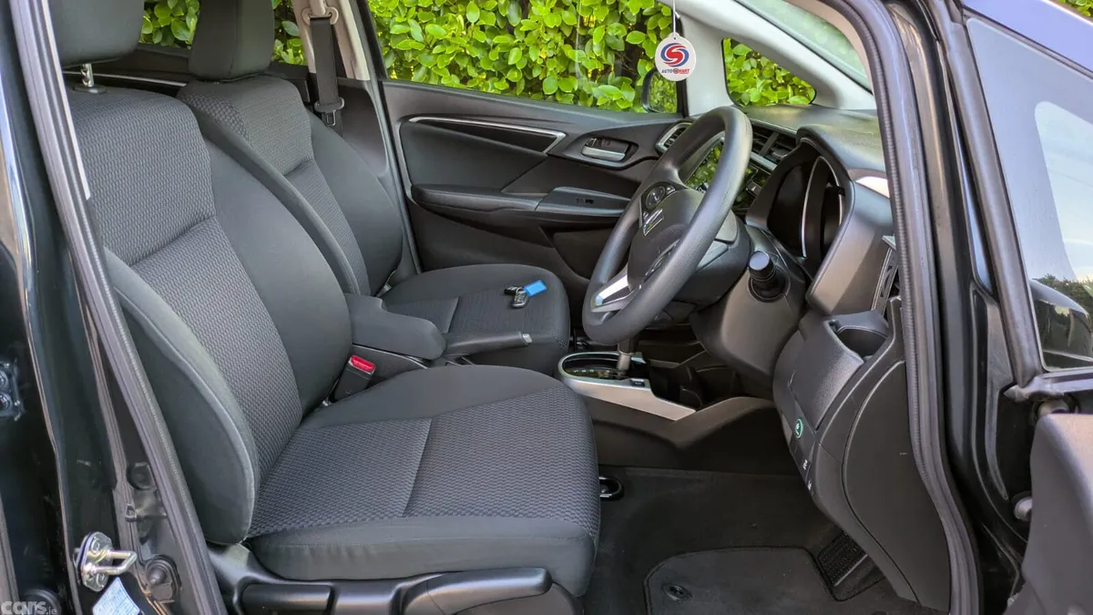 Honda Jazz Hatchback, Petrol, 2019, Blue