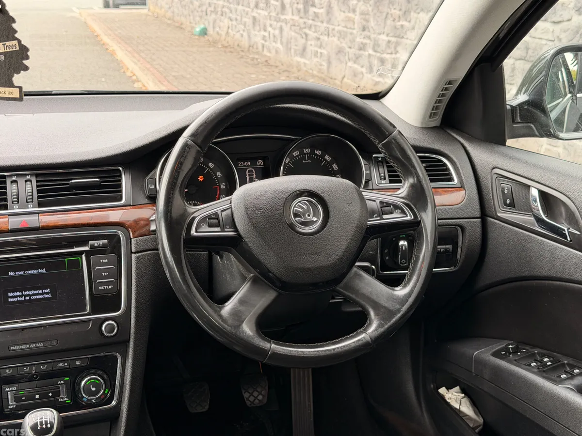 Skoda Superb Saloon, Diesel, 2014, Black