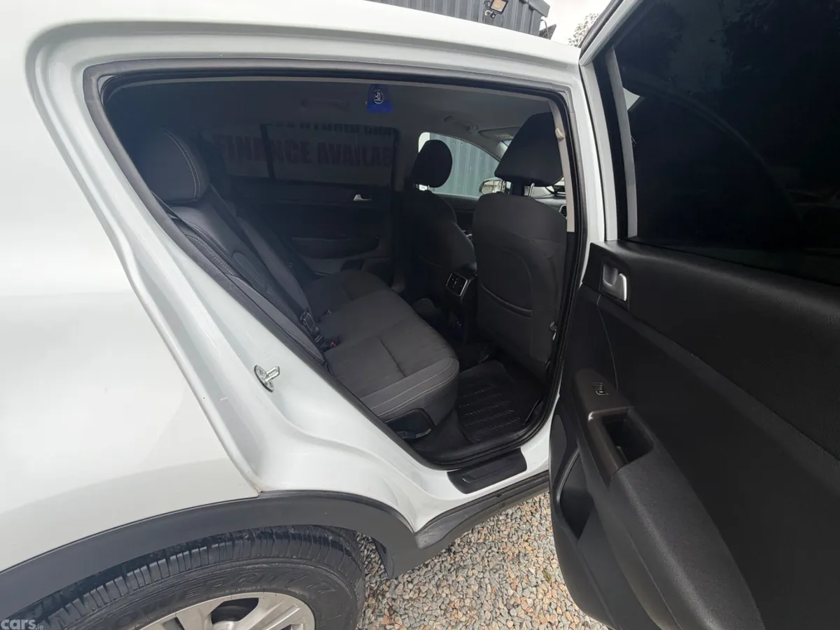 Kia Sportage SUV, Diesel, 2016, White