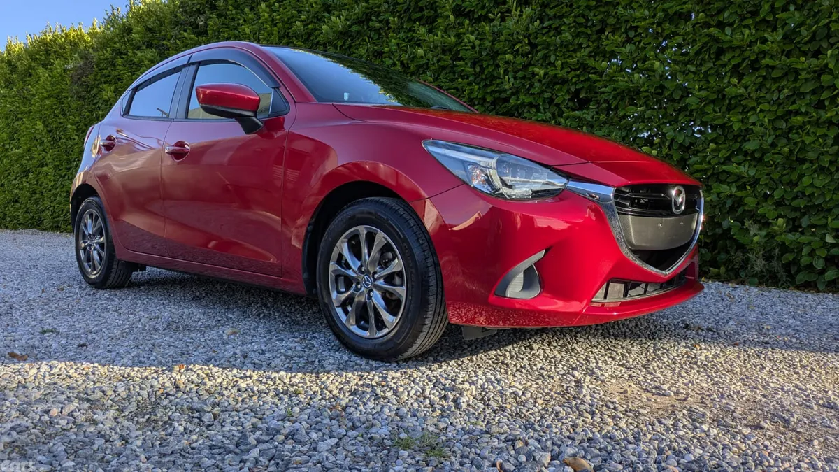 Mazda Mazda2 Hatchback, Petrol, 2017, Red