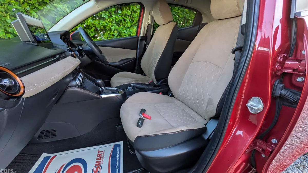 Mazda Mazda2 Hatchback, Petrol, 2017, Red