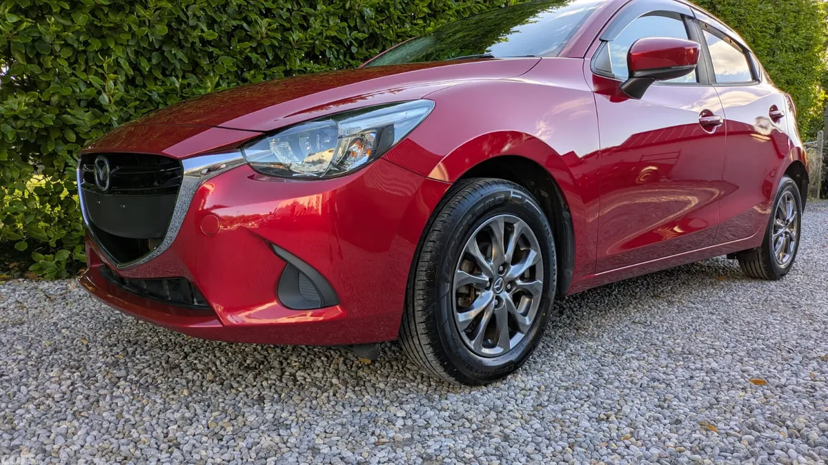 Mazda Mazda2 Hatchback, Petrol, 2017, Red