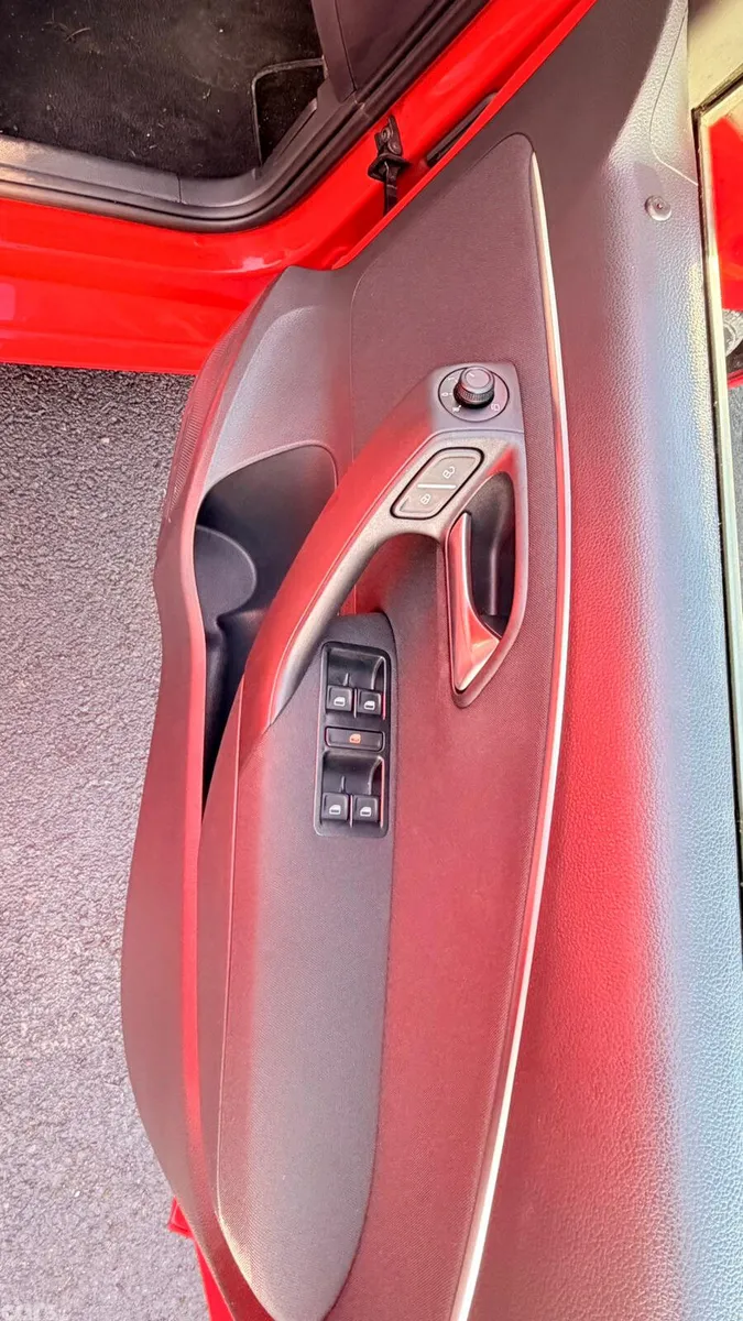 Volkswagen Polo Hatchback, Petrol, 2016, Red