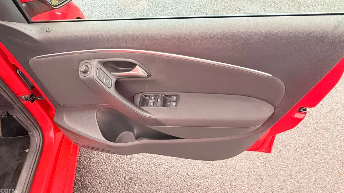 Volkswagen Polo Hatchback, Petrol, 2016, Red