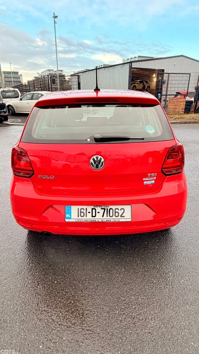 Volkswagen Polo Hatchback, Petrol, 2016, Red
