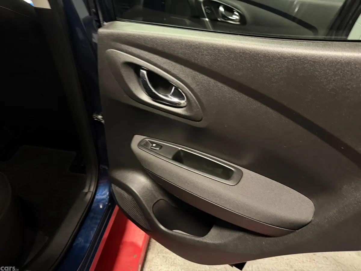Renault Kadjar SUV, Diesel, 2016, Blue