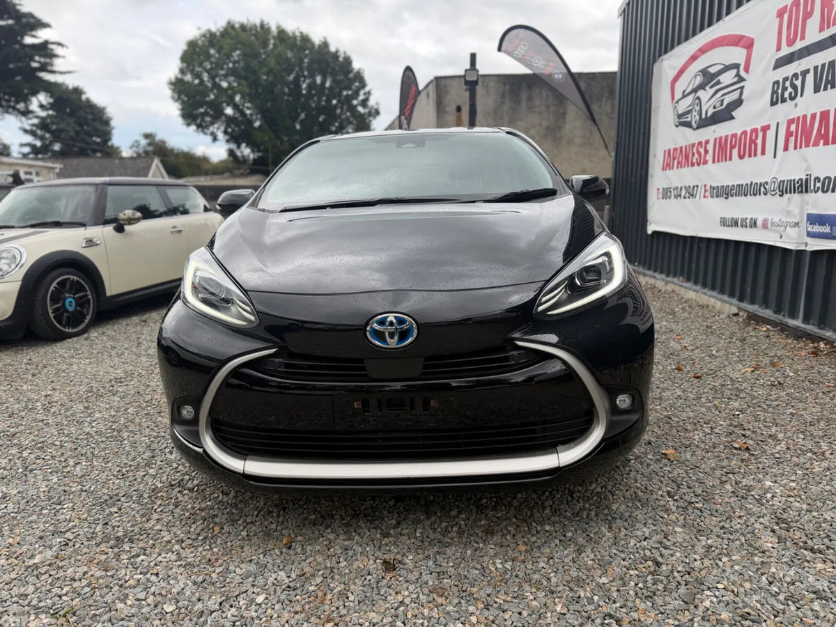 Toyota Aqua Hatchback, Petrol Hybrid, 2023, Blue