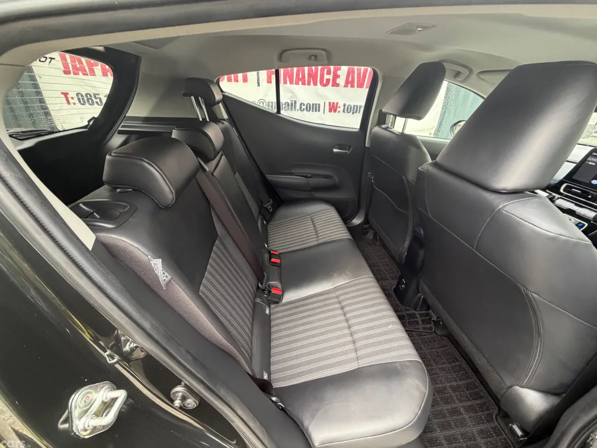 Toyota Aqua Hatchback, Petrol Hybrid, 2023, Blue