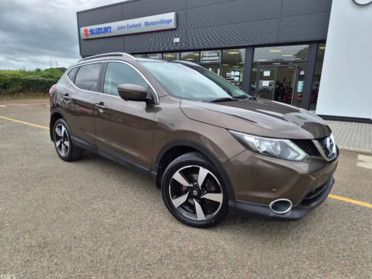 Nissan Qashqai MPV, Diesel, 2017, Brown