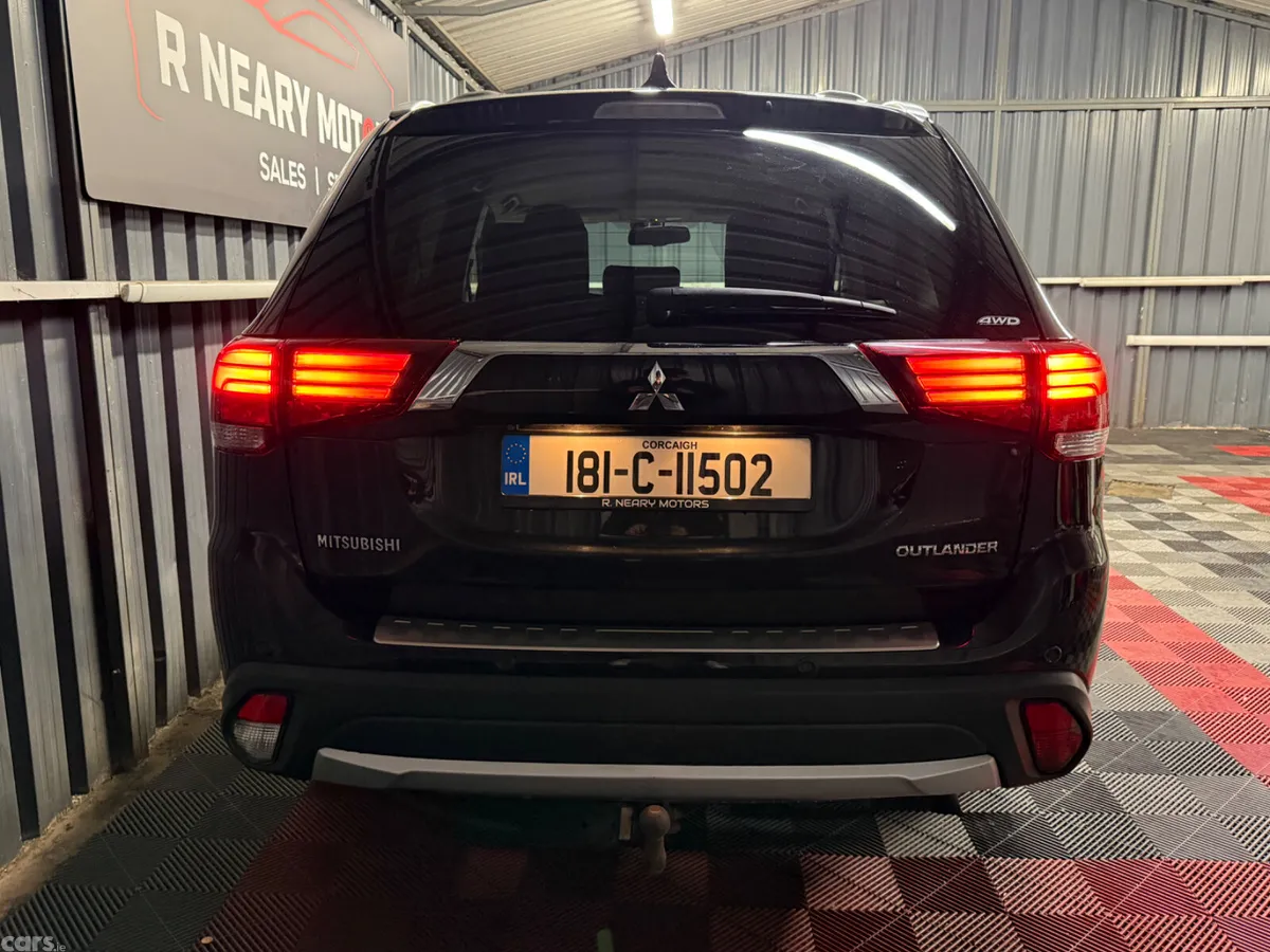 Mitsubishi Outlander SUV, Diesel, 2018, Black