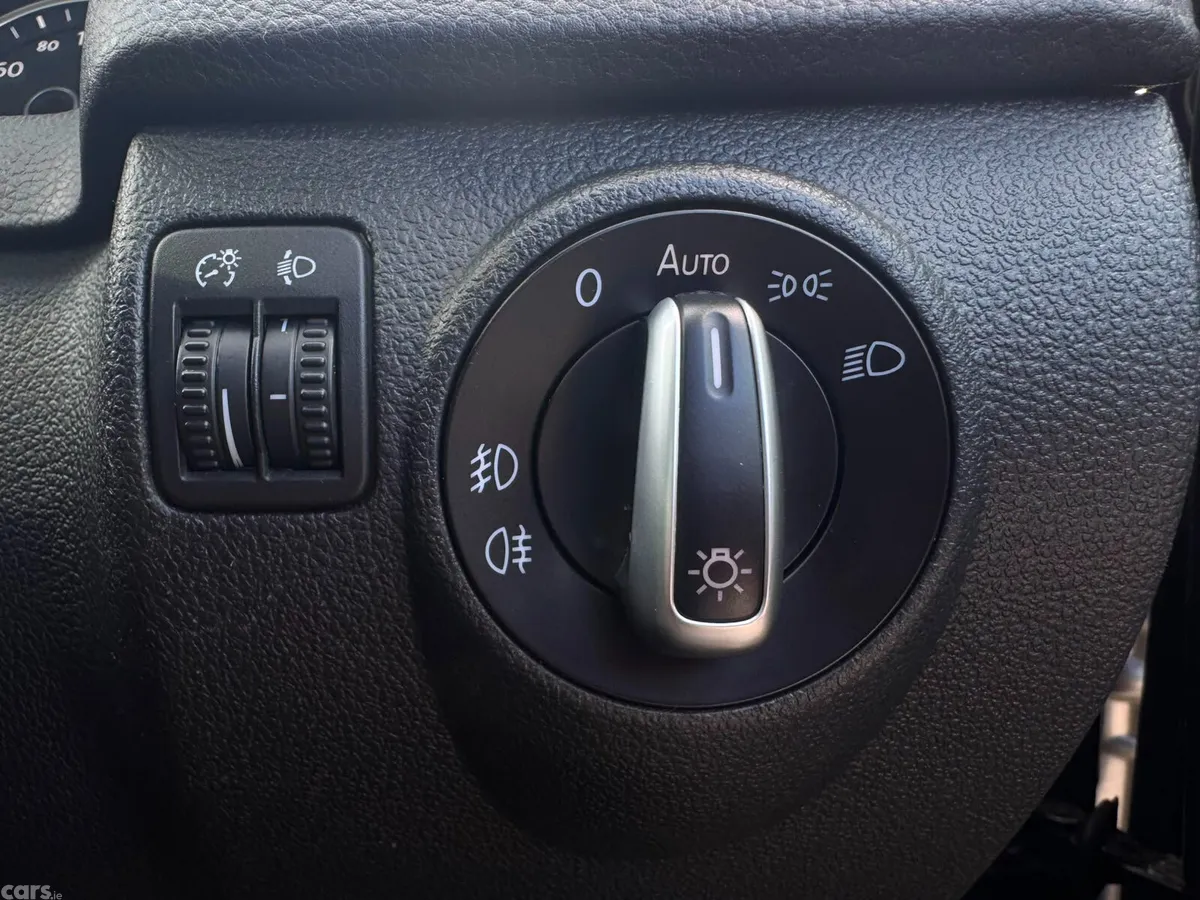 Volkswagen Tiguan SUV, Diesel, 2016, Grey
