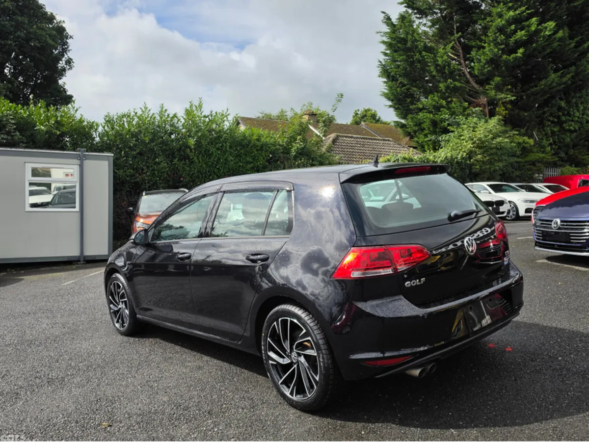 Volkswagen Golf Hatchback, Petrol, 2015, Black