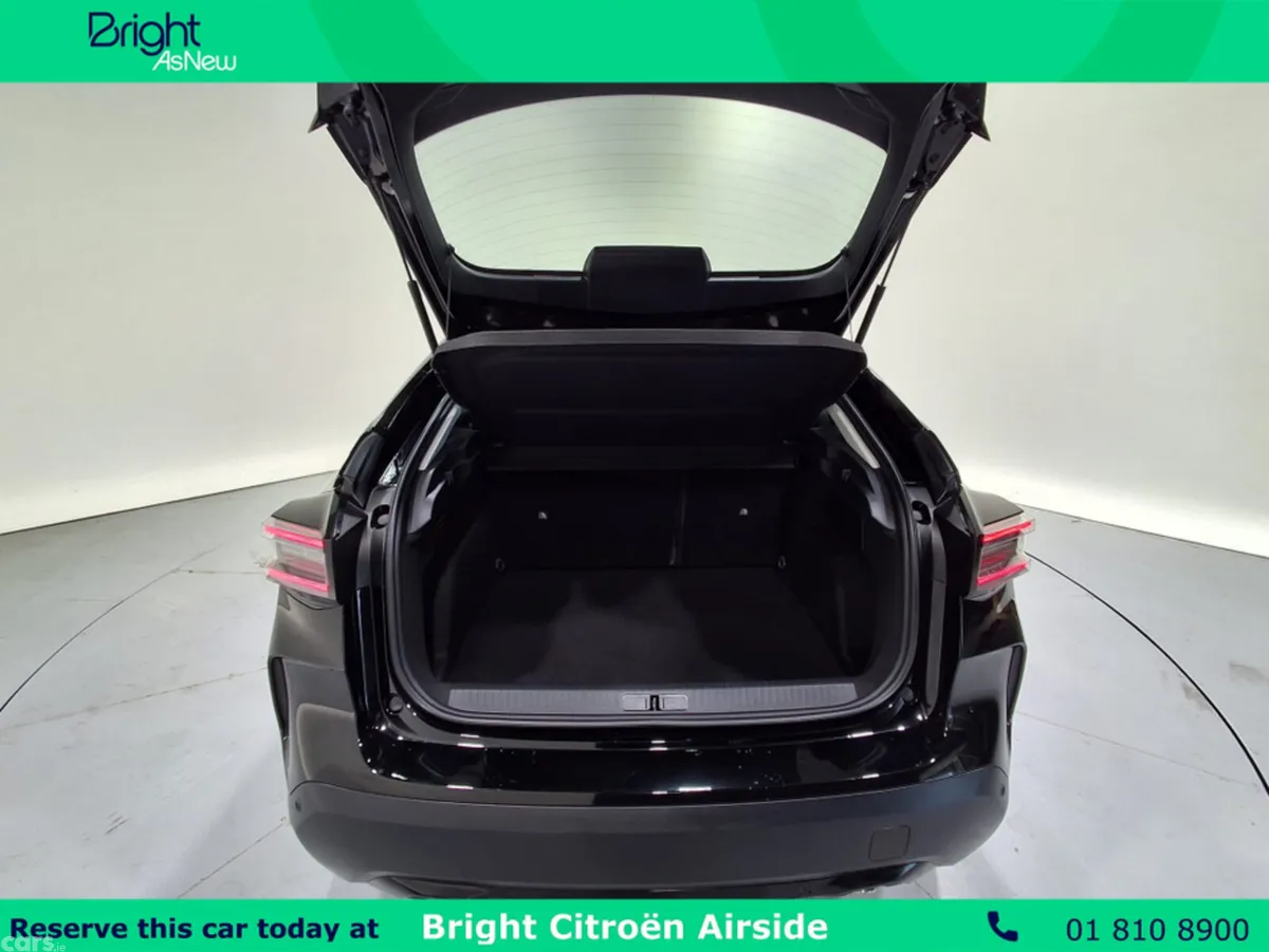 Citroen C4 Hatchback, Petrol, 2026, Black