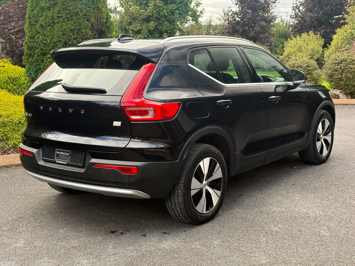 Volvo XC40 SUV, Petrol Plug-in Hybrid, 2023, Black