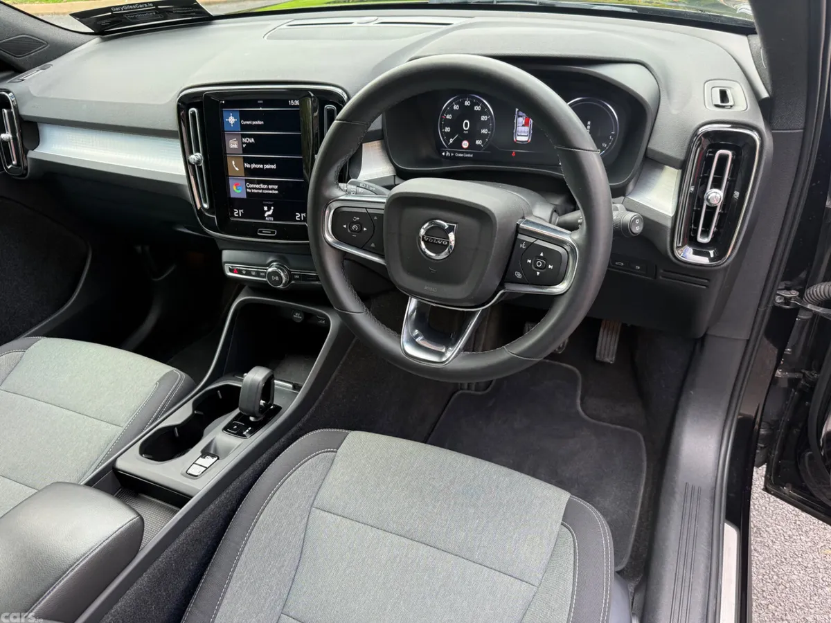 Volvo XC40 SUV, Petrol Plug-in Hybrid, 2023, Black