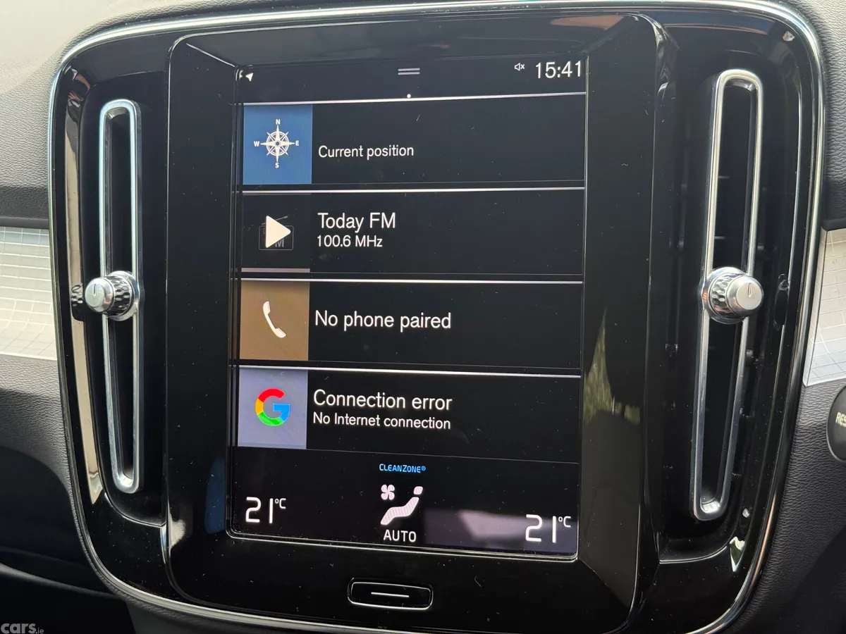 Volvo XC40 SUV, Petrol Plug-in Hybrid, 2023, Black