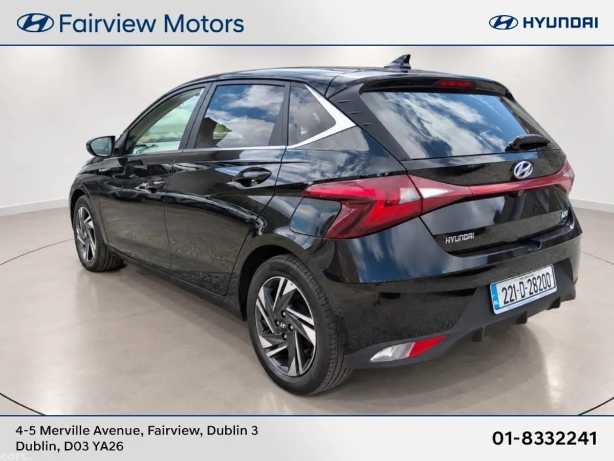Hyundai i20 Hatchback, Petrol, 2022, Black